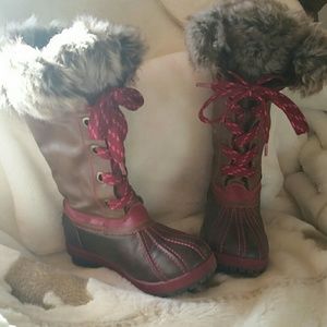 London Fog snow boots